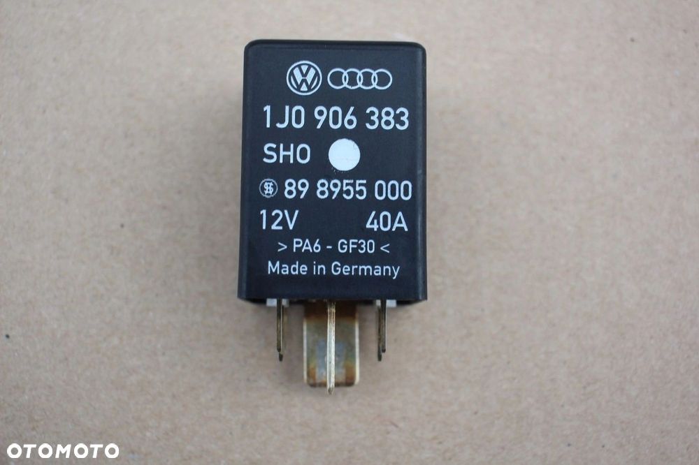 Przekaźnik POMPY PALIWA VW AUDI SEAT SKODA 1J0906383B nr 409 - 1