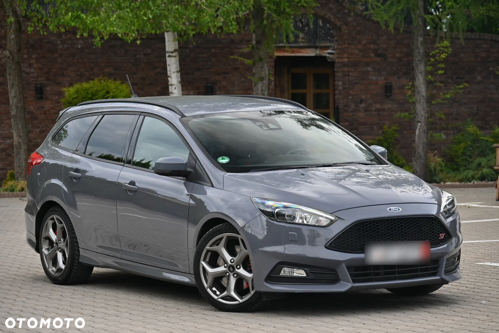 Ford Focus 2.0 TDCi ST-2 PowerShift - 3