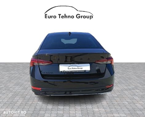 Skoda Octavia 2.0 TDI DSG 4X4 Sportline - 4