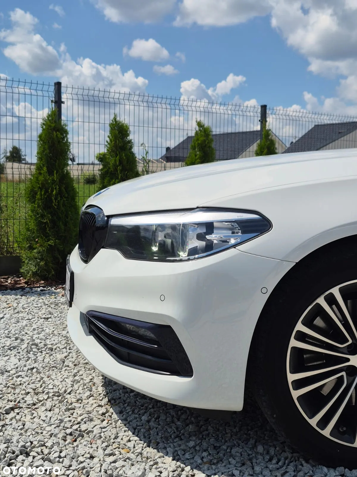 BMW Seria 5 520d Sport Line - 34
