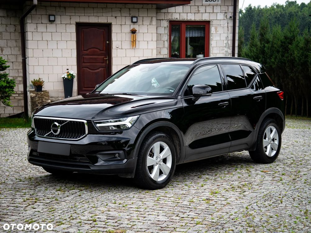 Volvo XC 40 D3 AWD Momentum - 1