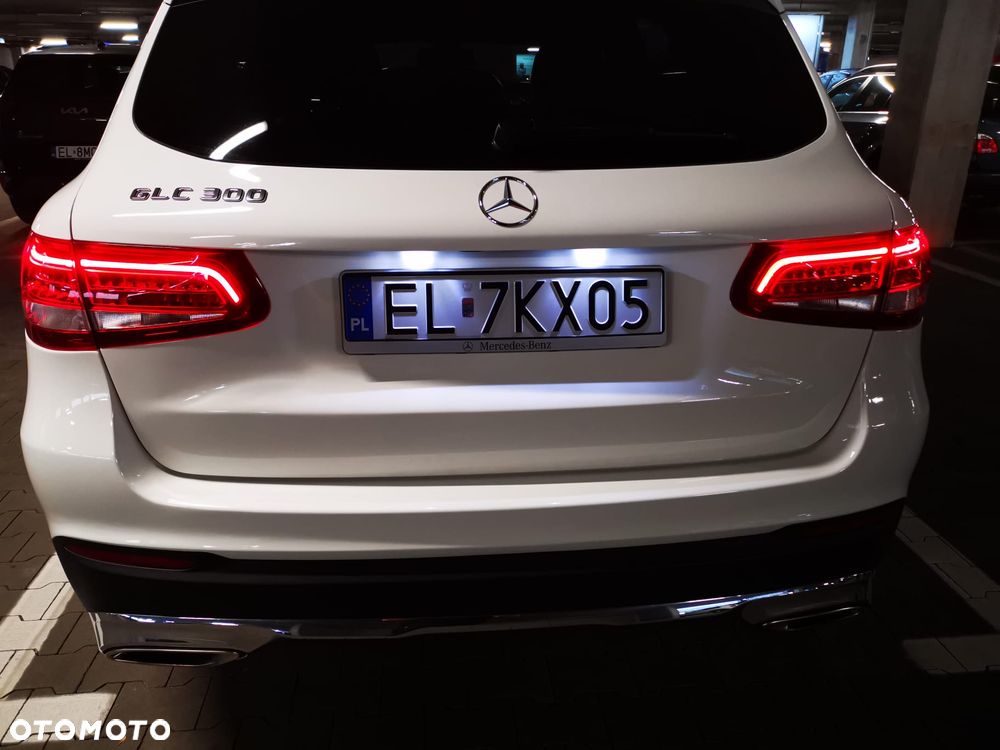 Mercedes-Benz GLC - 16