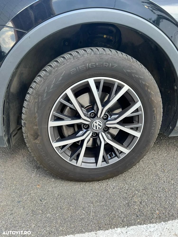Volkswagen Tiguan - 5