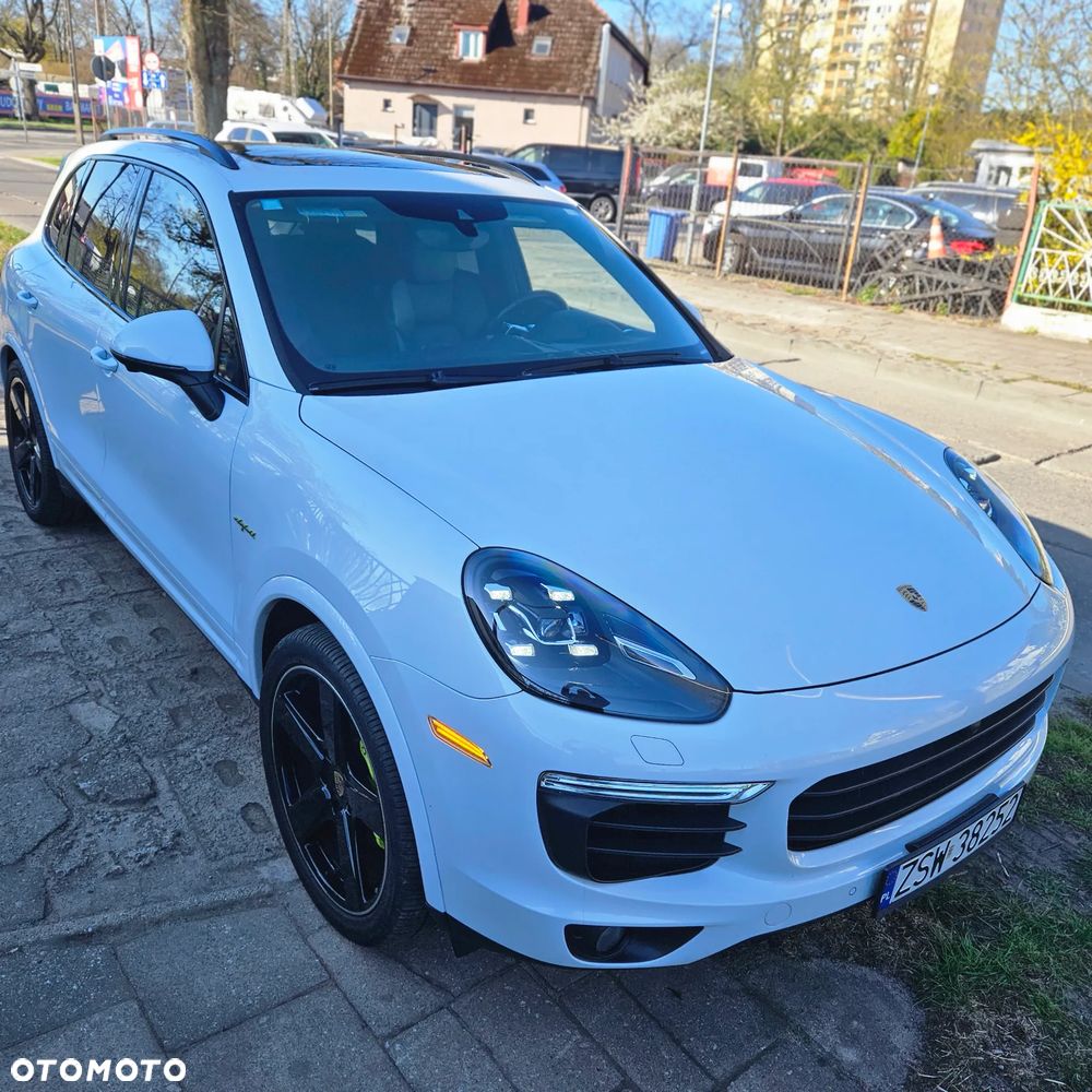 Porsche Cayenne S E-Hybrid Platinum Edition - 3