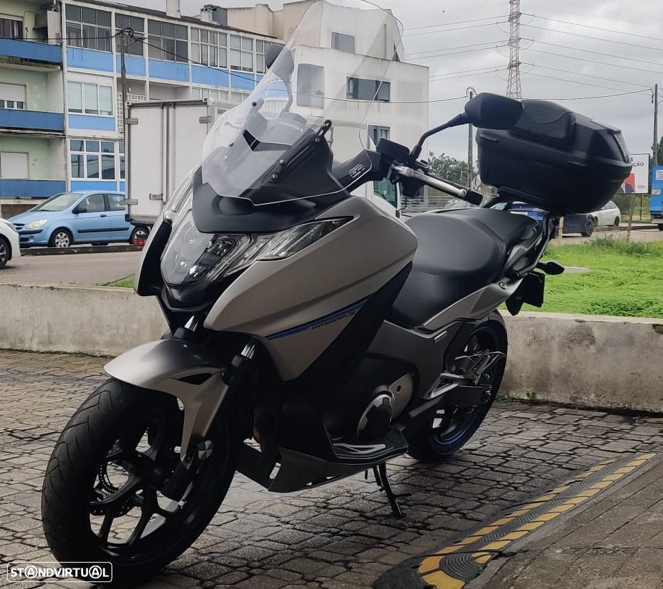 Honda Integra 750 S - 7