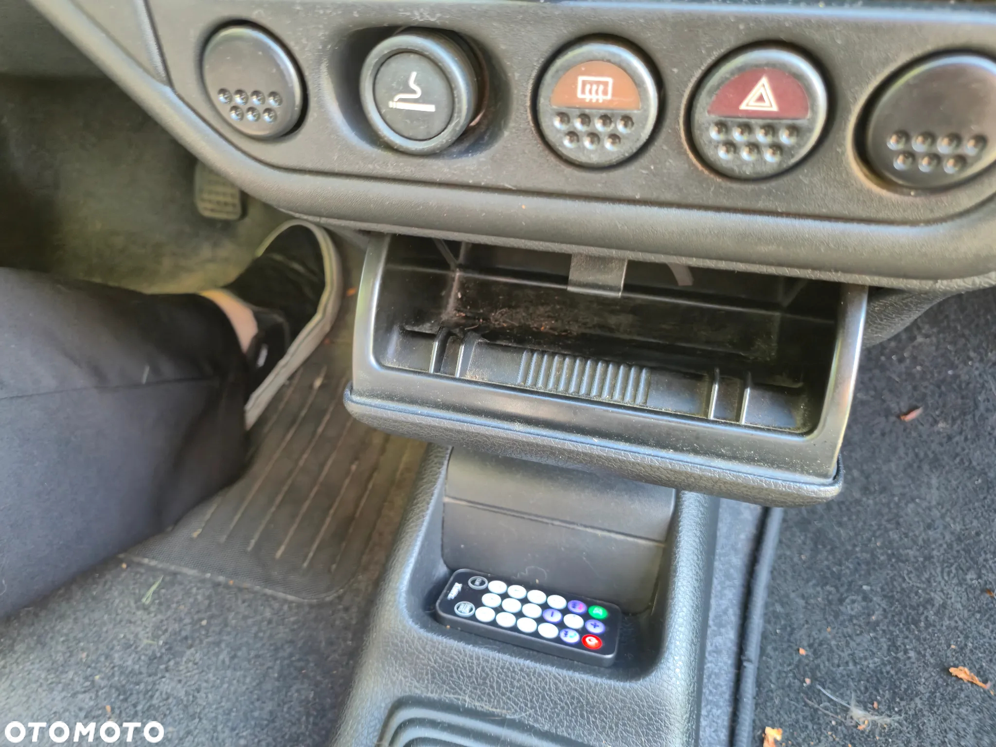 Peugeot 106 - 8