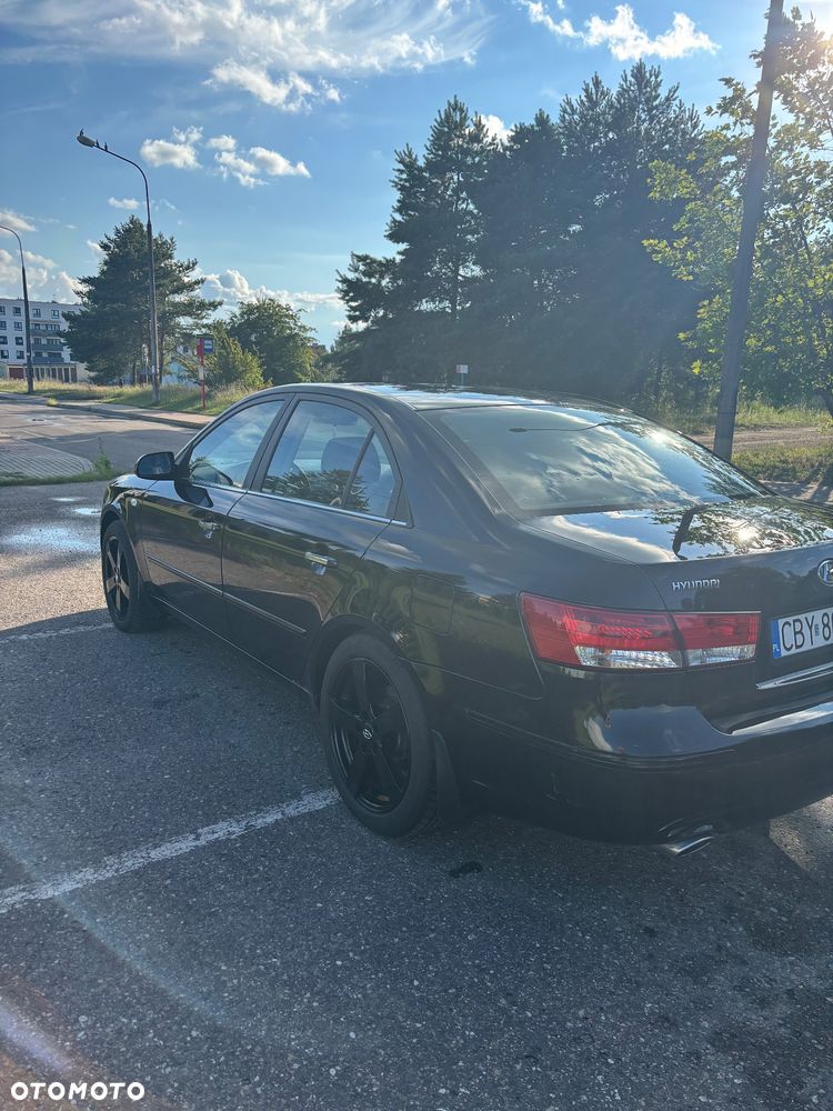 Hyundai Sonata 3.3 Prestige - 4