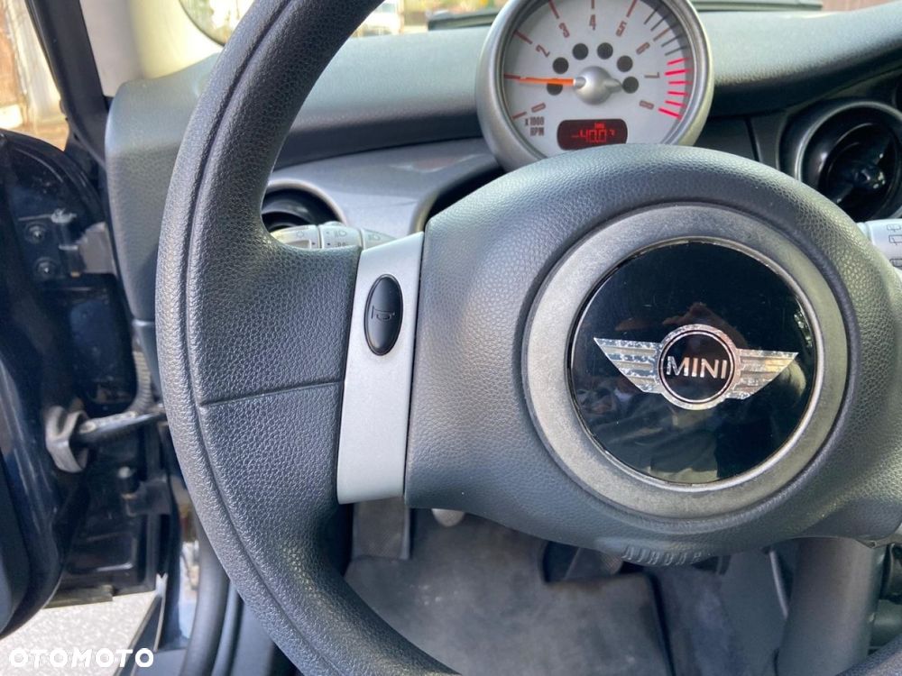 MINI ONE - 22