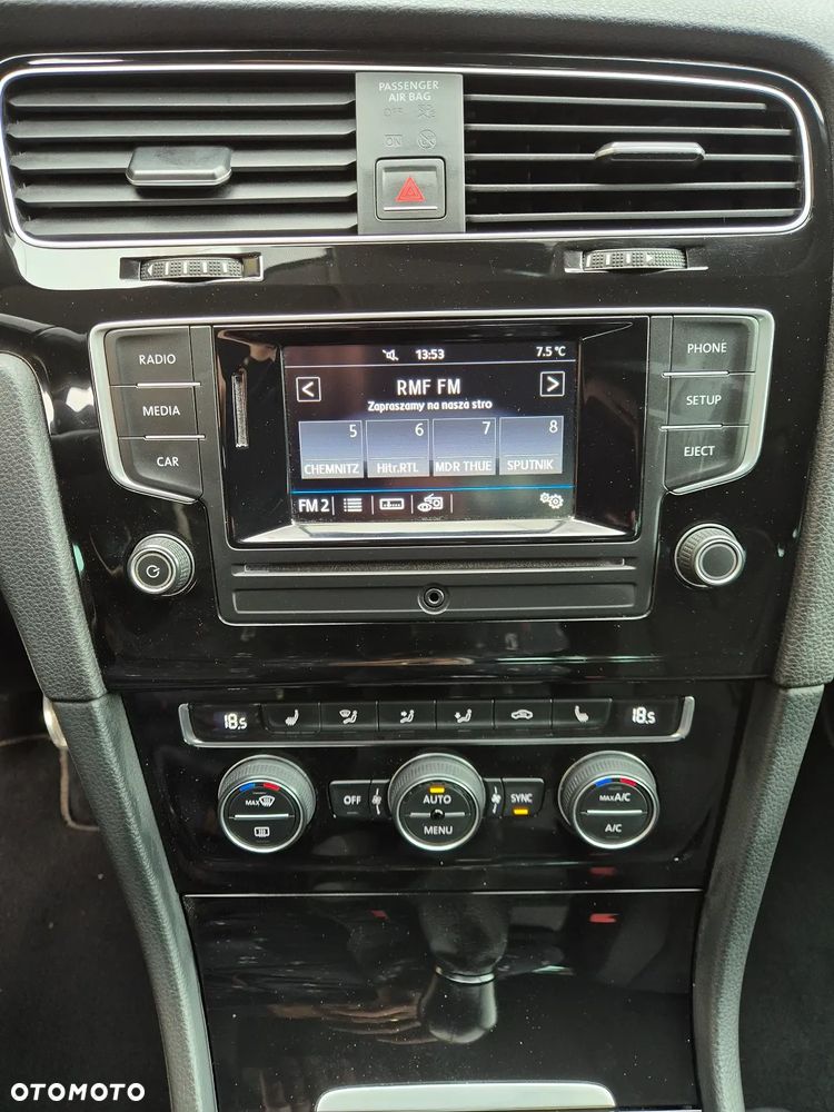 Volkswagen Golf 1.6 TDI BlueMotion Technology Allstar - 21