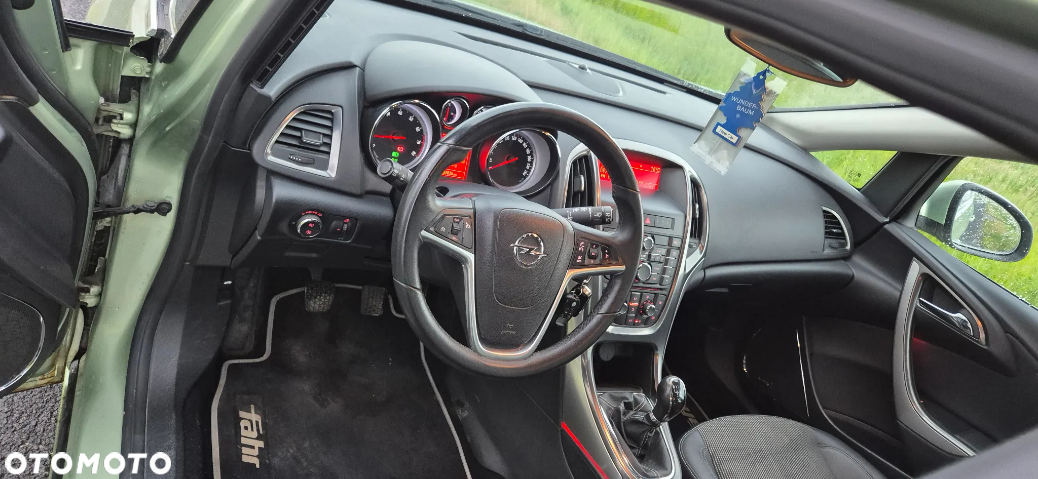 Opel Astra GTC 1.6 Turbo Innovation - 6