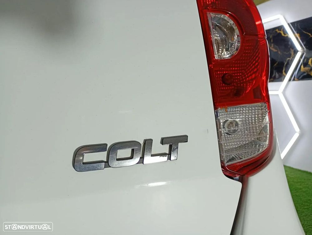 Mitsubishi Colt - 23