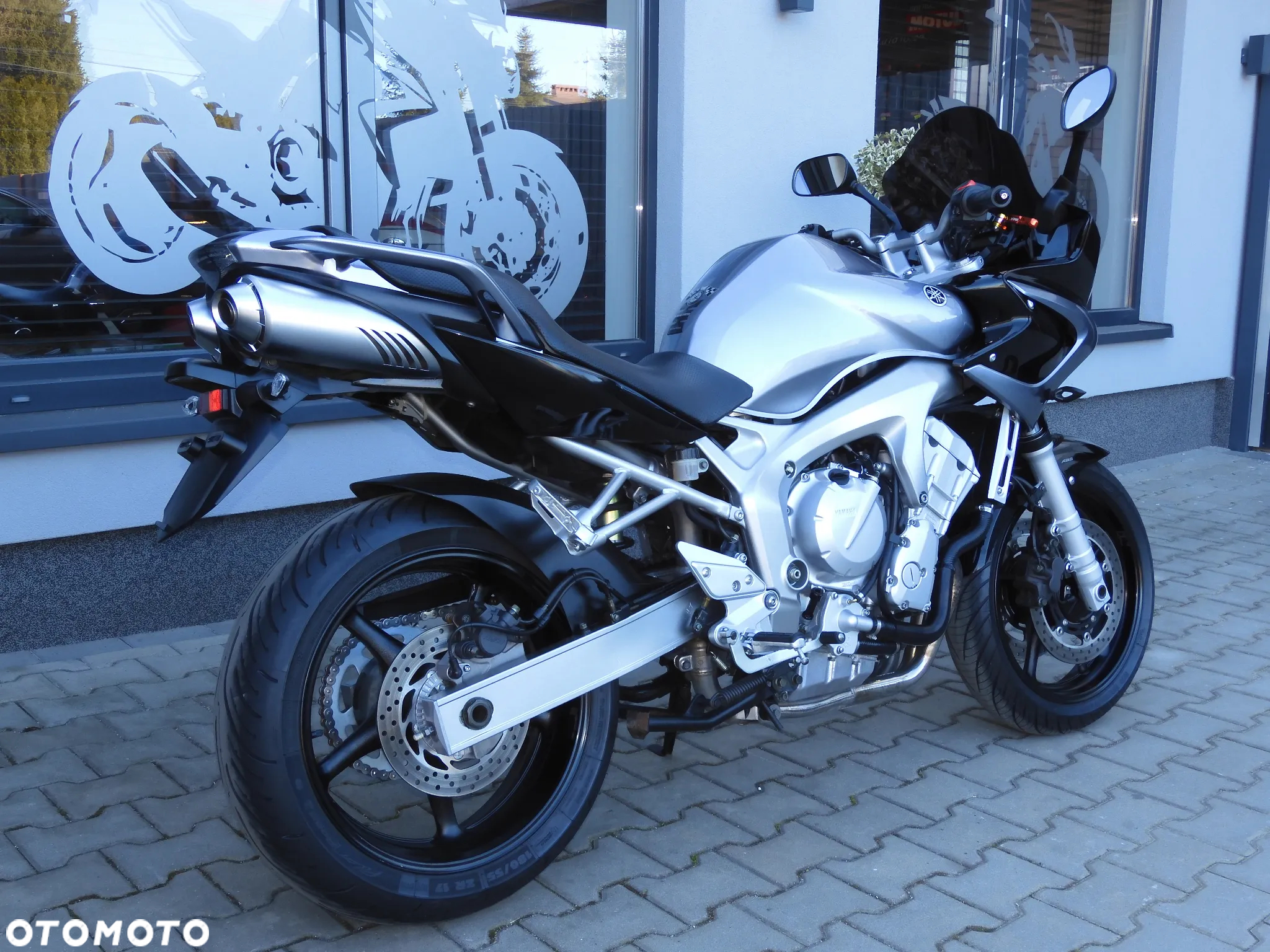 Yamaha FZ6 - 13