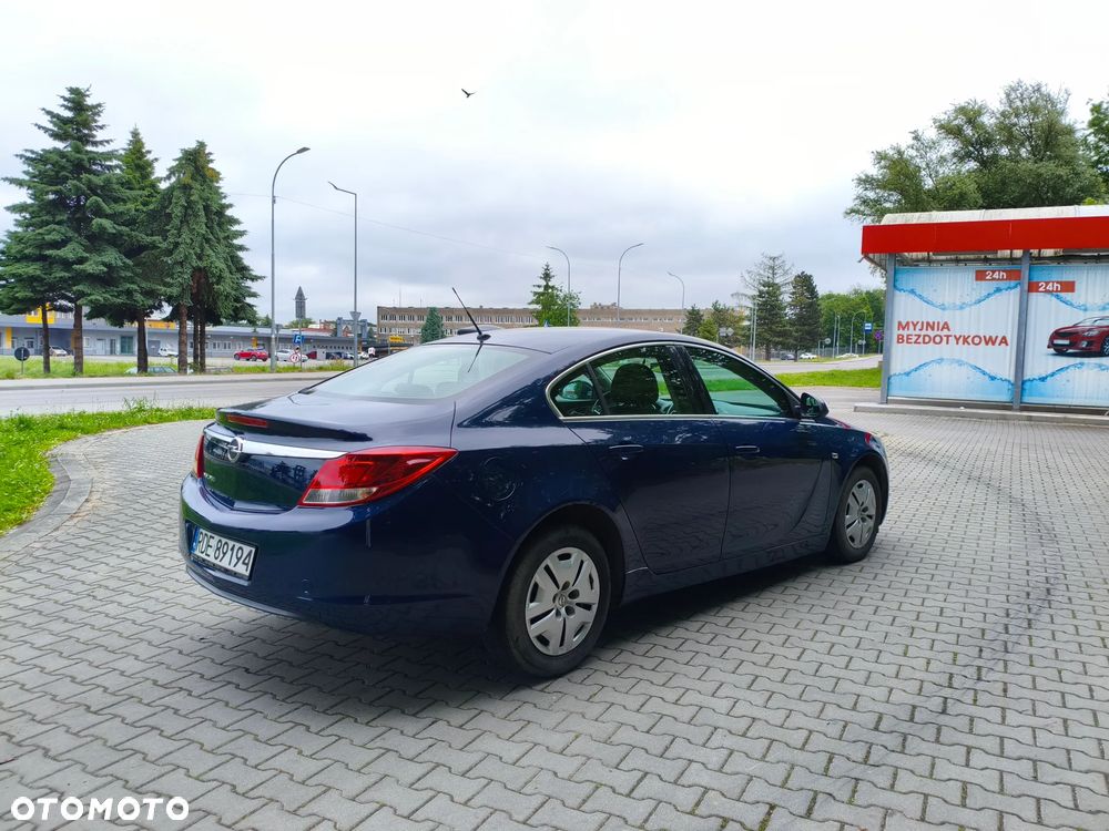 Opel Insignia 1.8 - 8