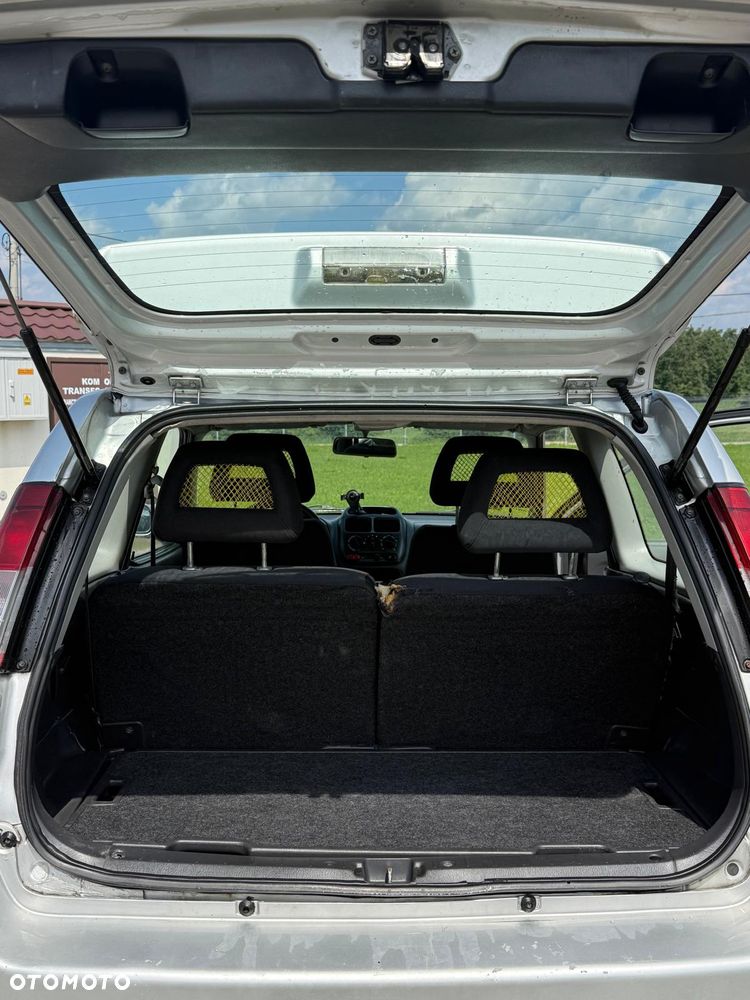 Suzuki Ignis - 10