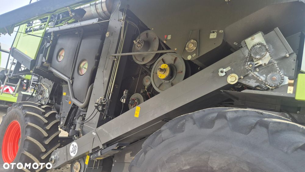Claas Lexion 760 z hederem - 8