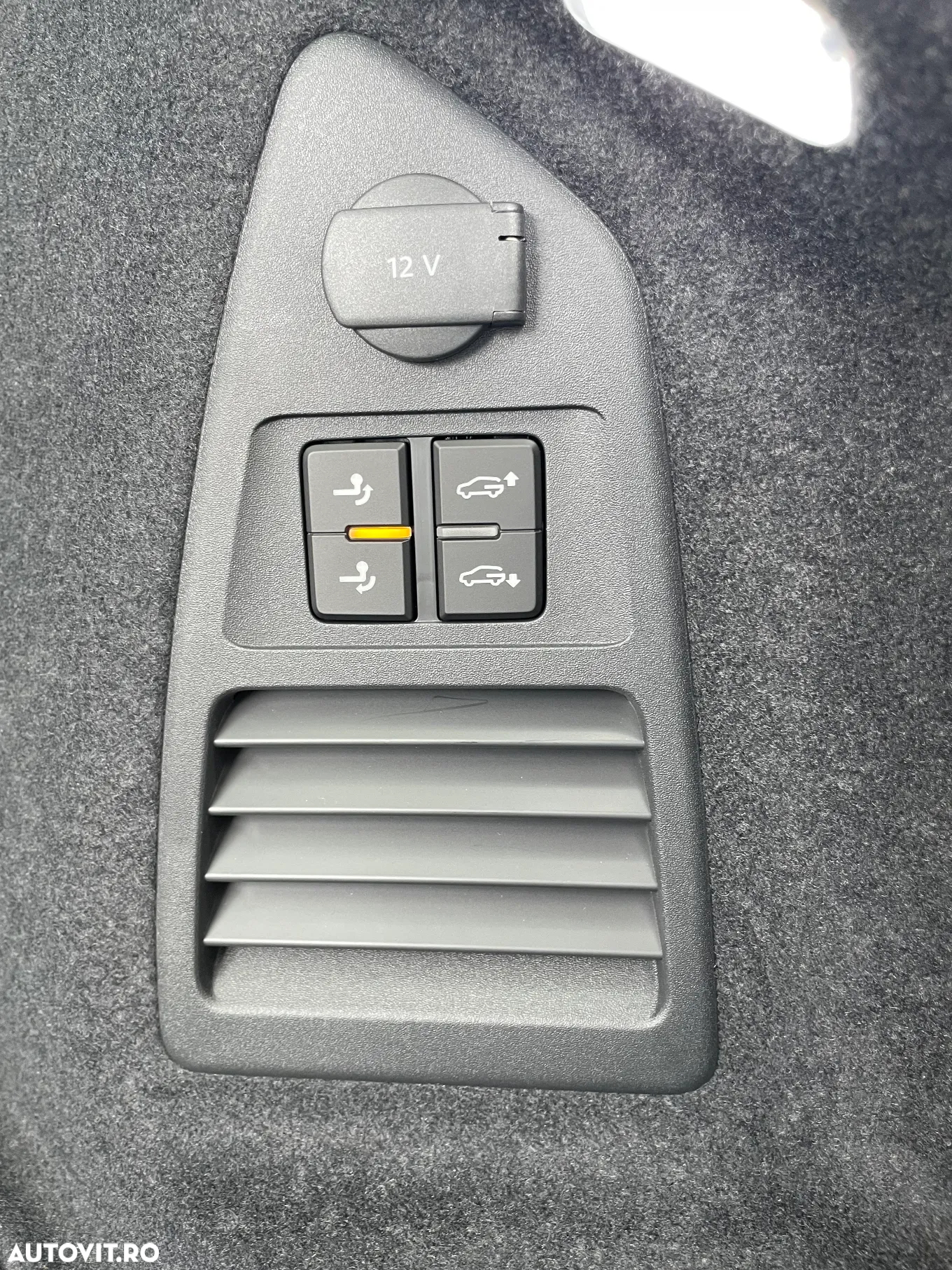 Volkswagen Touareg V6 TDI Elegance - 32