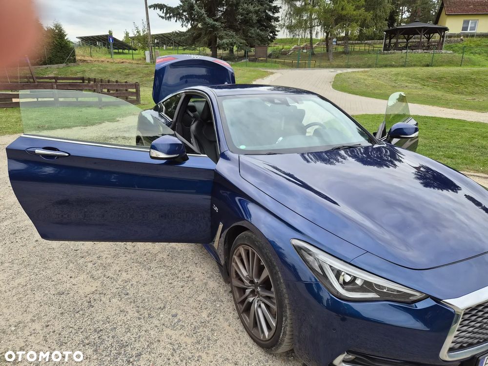 Infiniti Q60 2.0t Sport - 17