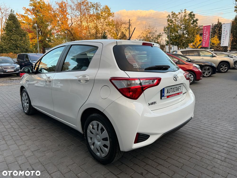 Toyota Yaris - 23