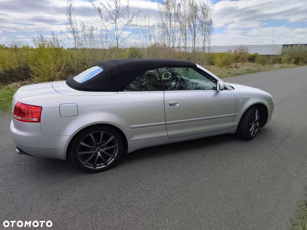 Audi A4 Cabrio 1.8 T - 9