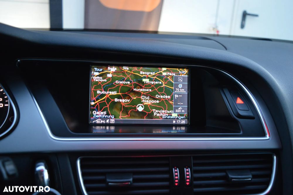 Audi A4 2.0 TDI DPF Ambition - 31