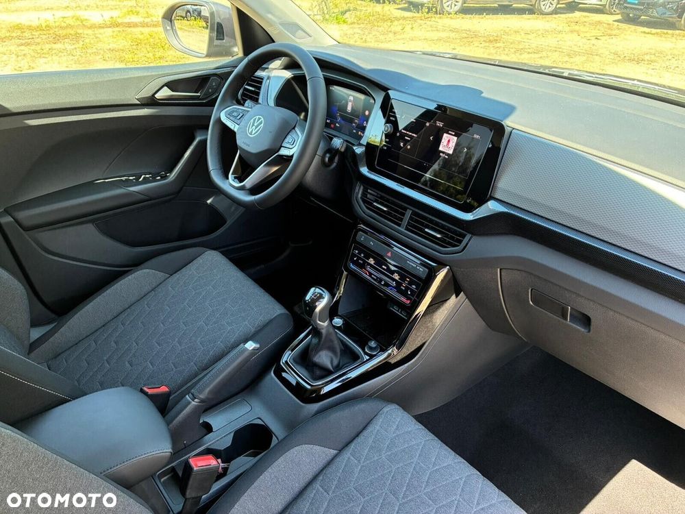 Volkswagen T-Cross - 24