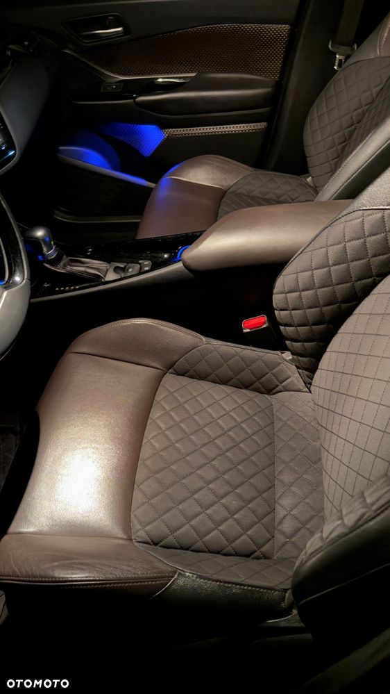 Toyota C-HR 1.8 Hybrid Prestige - 29