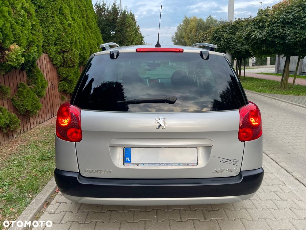 Peugeot 207 120 Premium - 11