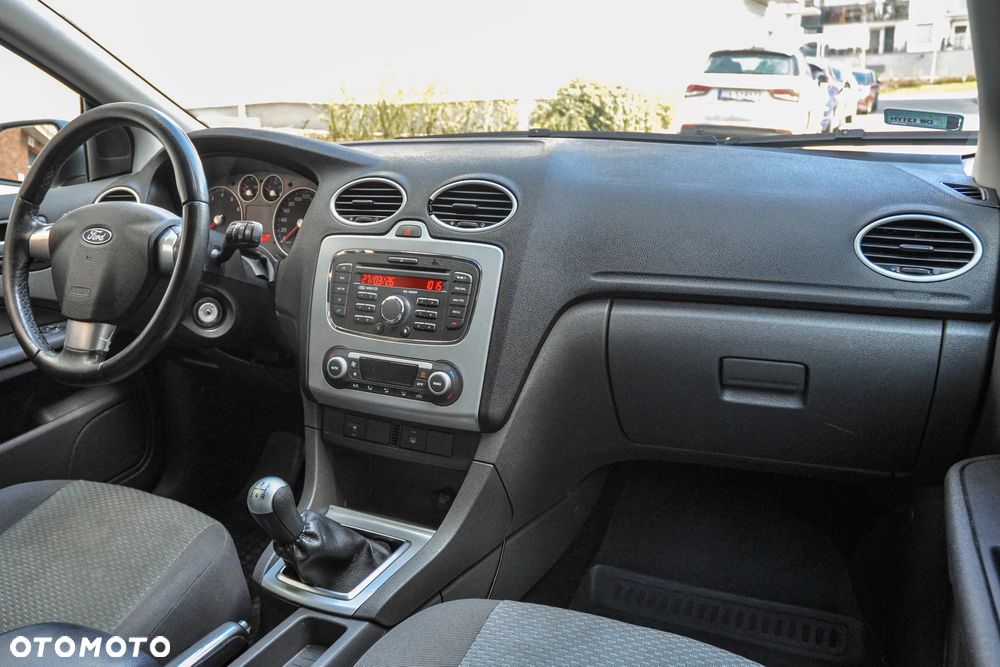 Ford Focus - 10