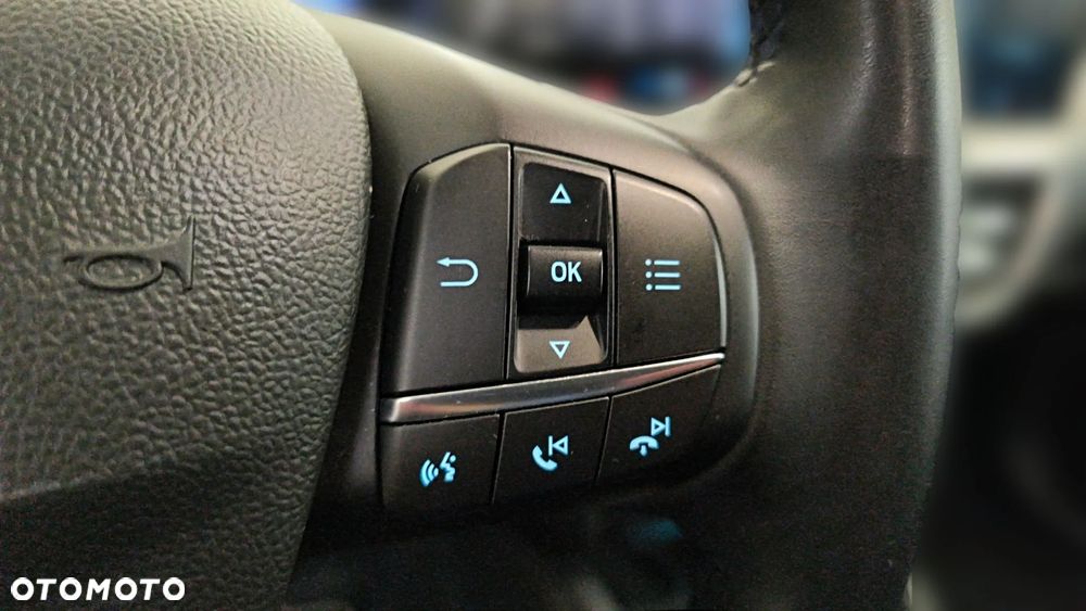 Ford Focus 1.0 EcoBoost Titanium X - 13