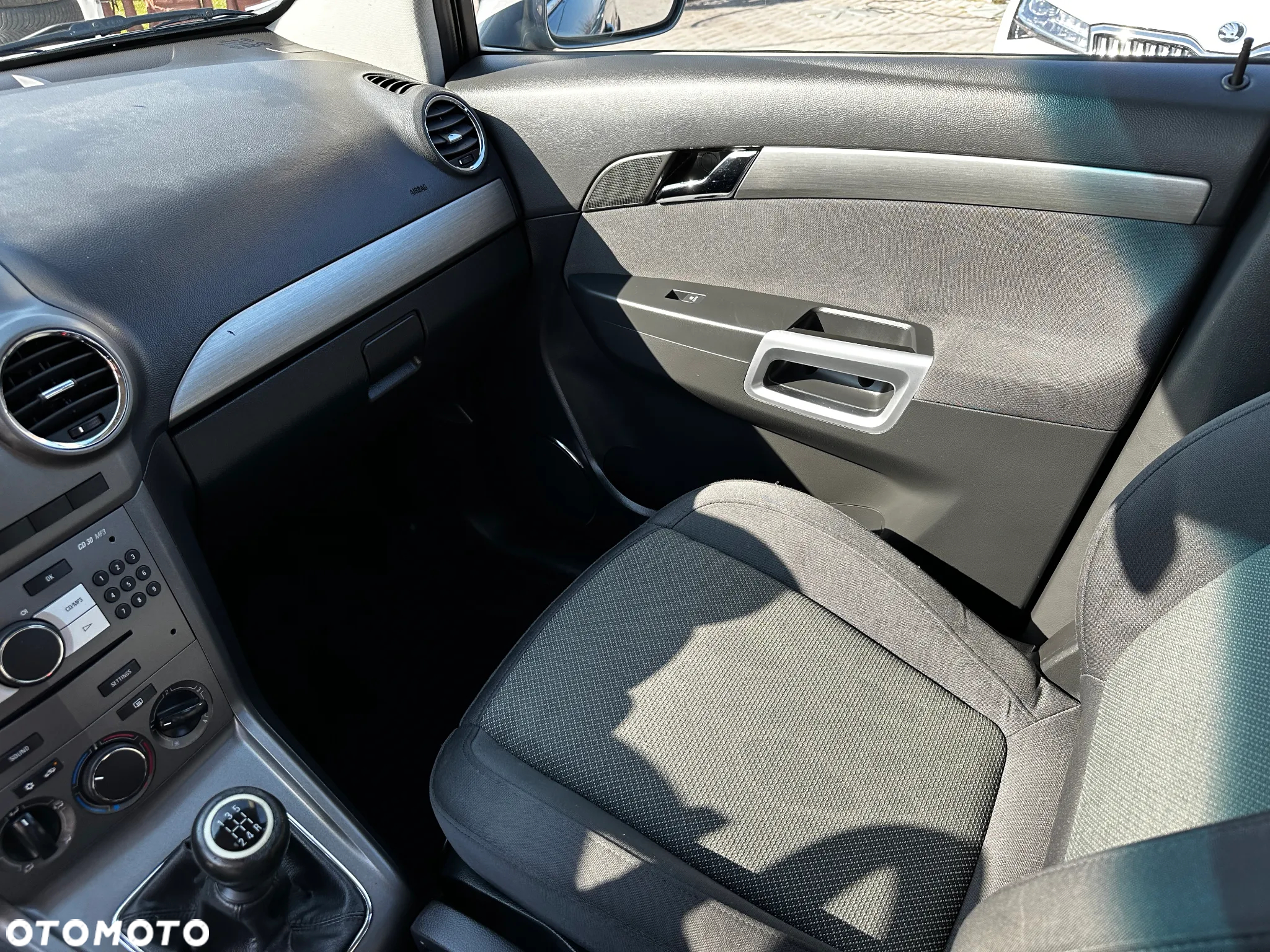 Opel Antara - 15