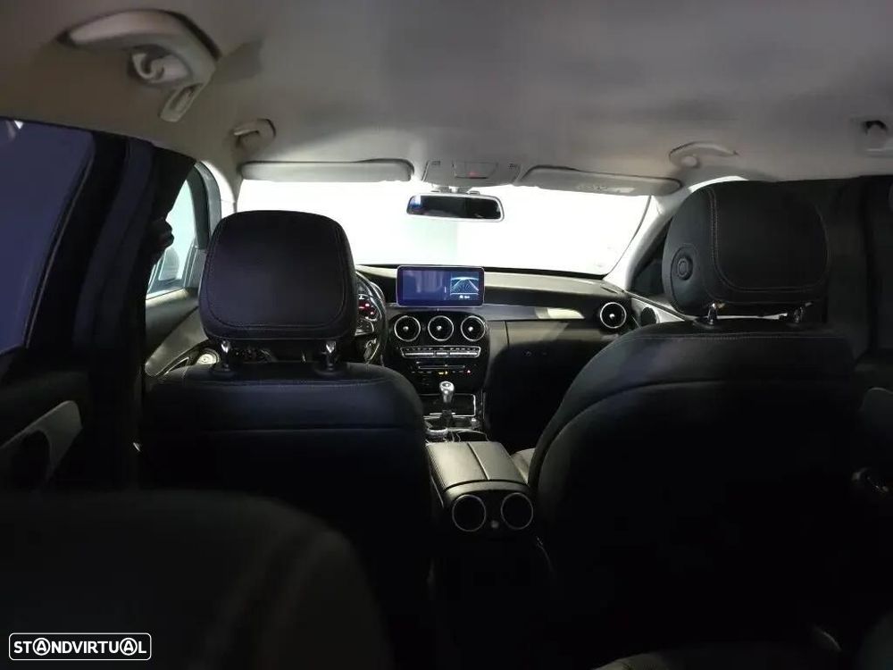 Mercedes-Benz C 200 - 26