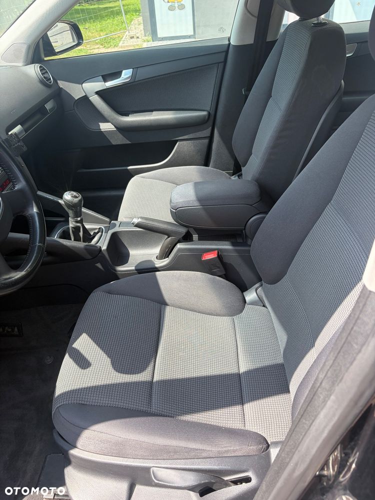 Audi A3 Sportback 1.6 TDI DPF Ambition - 11