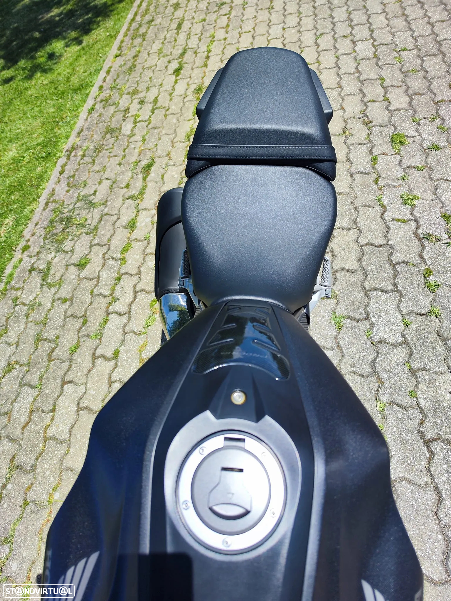 Honda CB 300 R - 14
