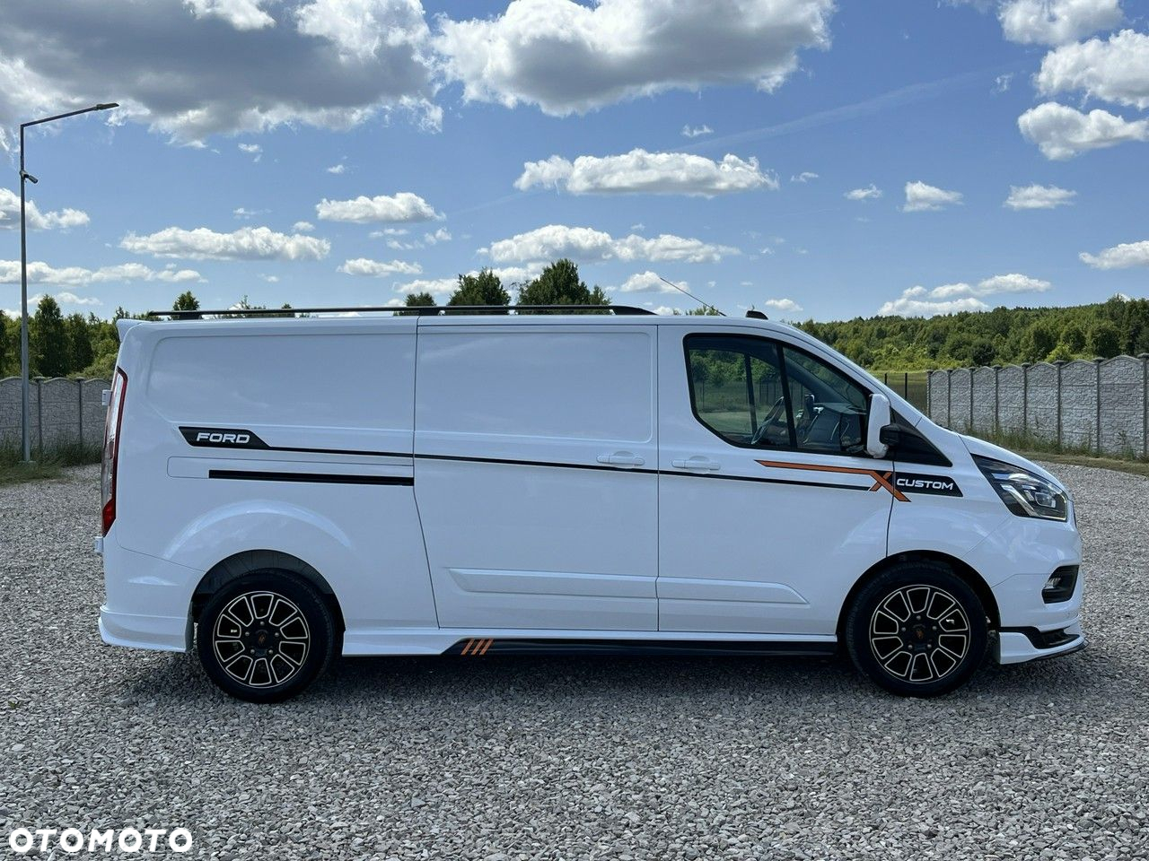 Ford Transit Custom - 8