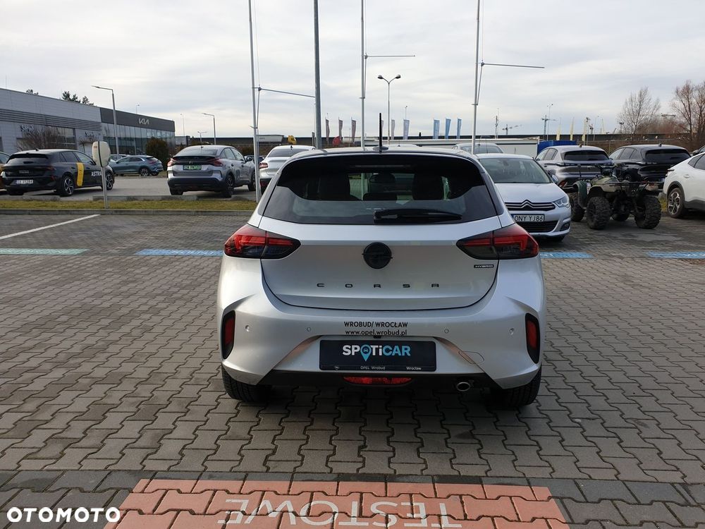 Opel Corsa 1.2 GS S&S - 4