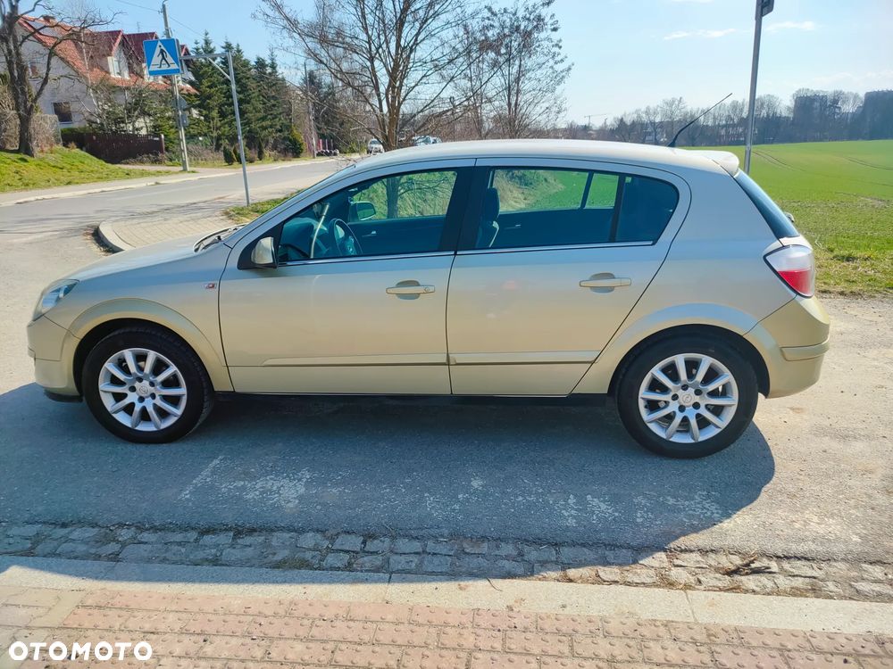 Opel Astra 1.8 Elegance - 4