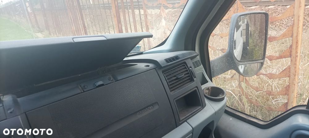 Ford Transit - 15