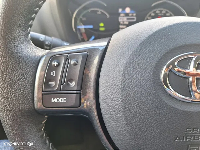 Toyota Yaris 1.5 HSD Exclusive+P.Luxury - 21