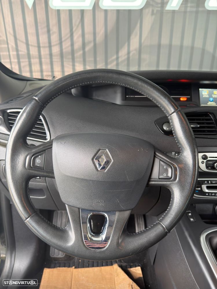 Renault Grand Scénic 1.5 dCi Bose Edition SS - 23