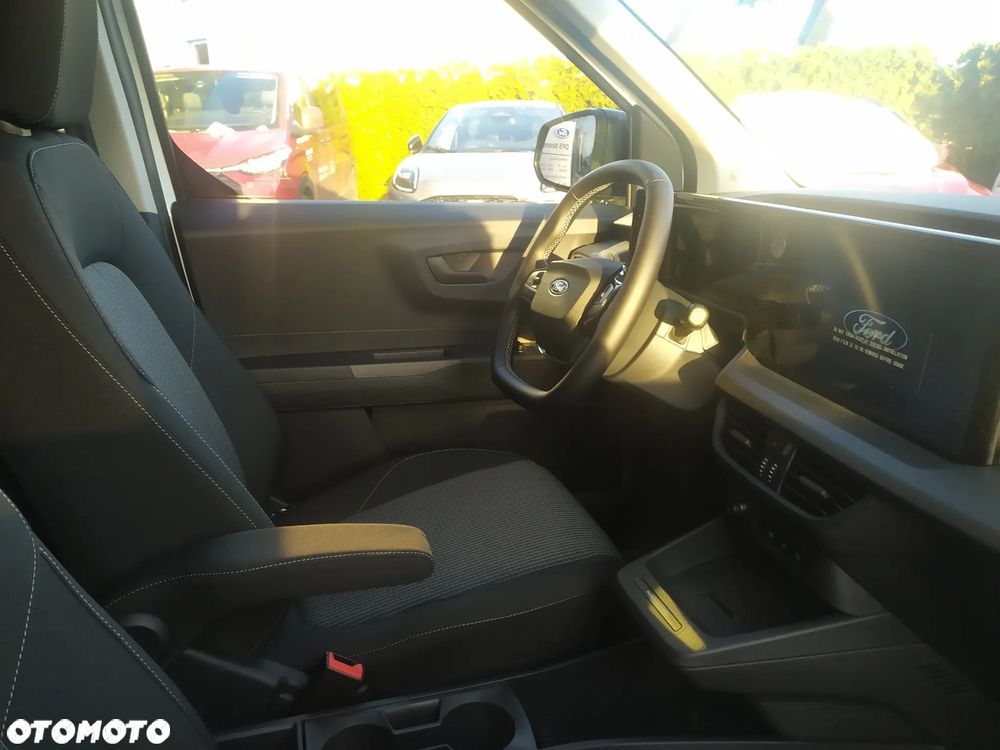 Ford TRANSIT COURIER VAN - 11