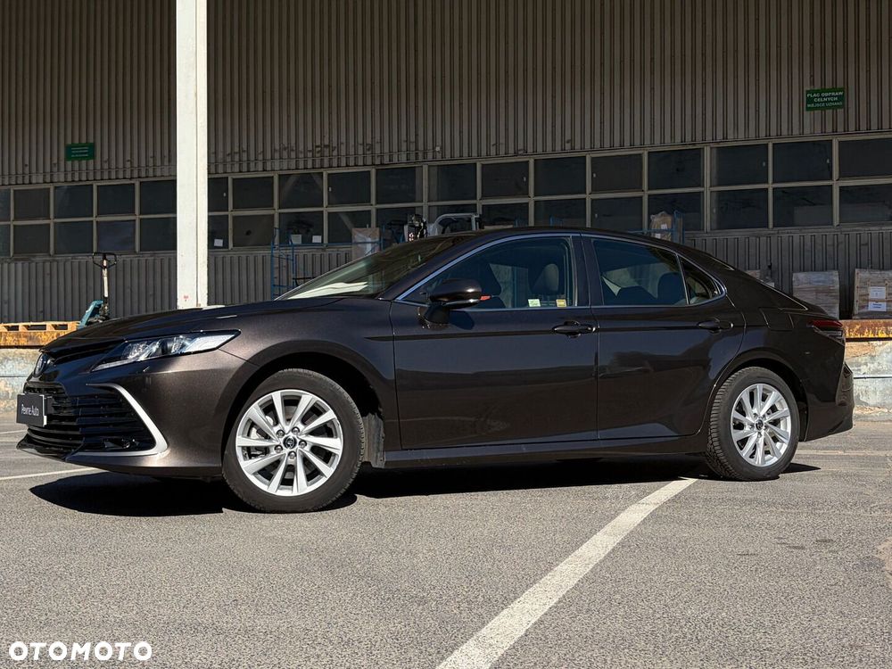 Toyota Camry 2.5 Hybrid Comfort CVT - 6