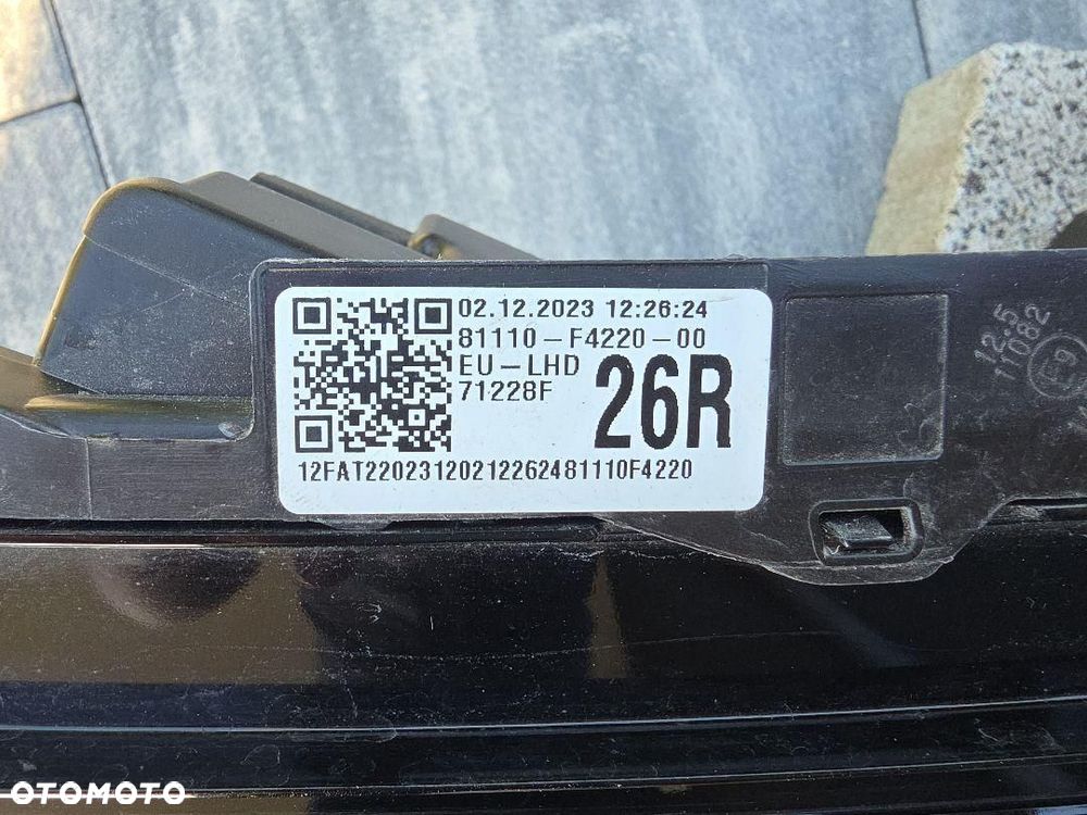 TOYOTA C-HR II 2 Lampa prawa przód Full Led Technology 81110-F4220-00 26R - 13