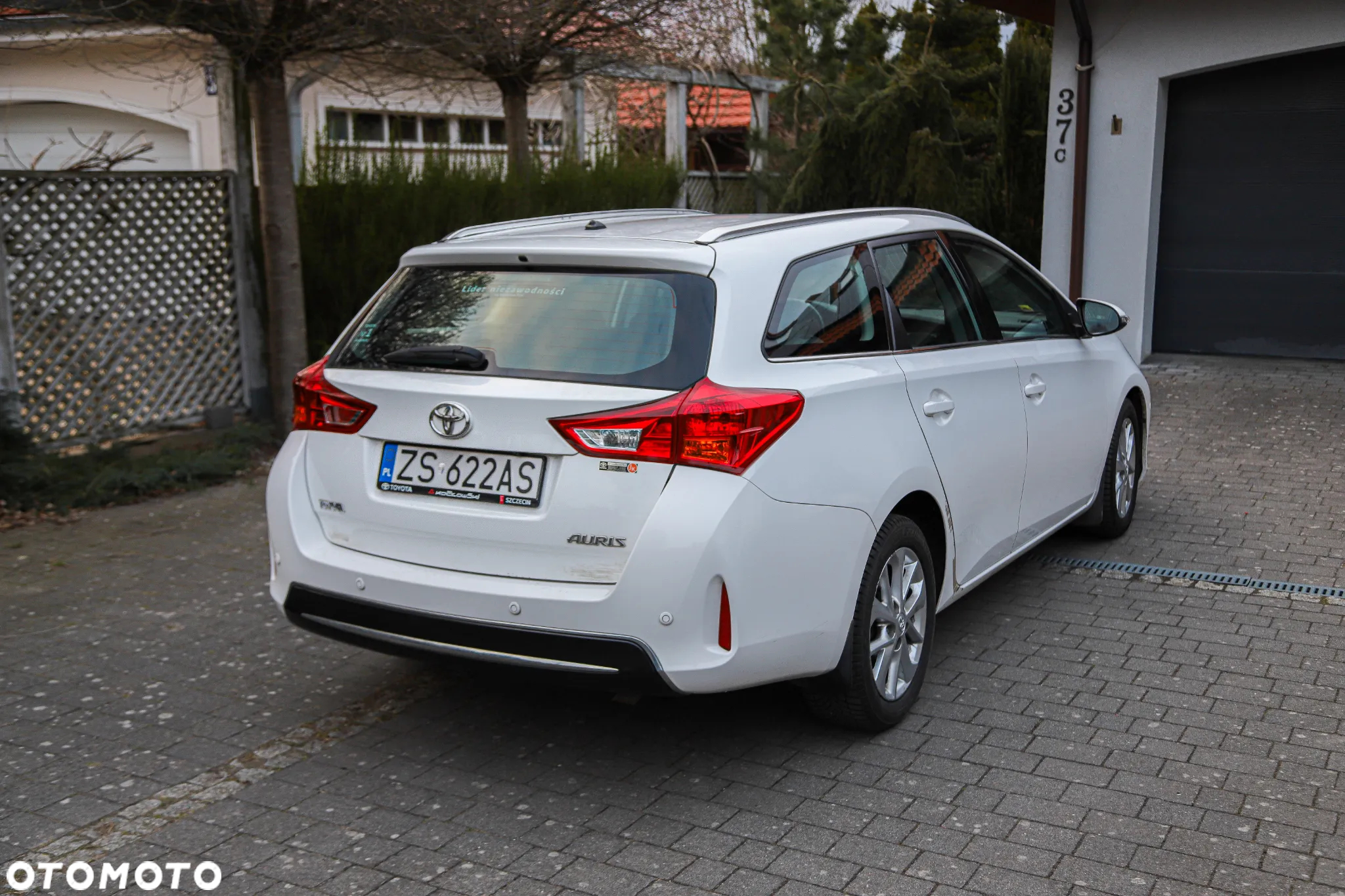 Toyota Auris - 4