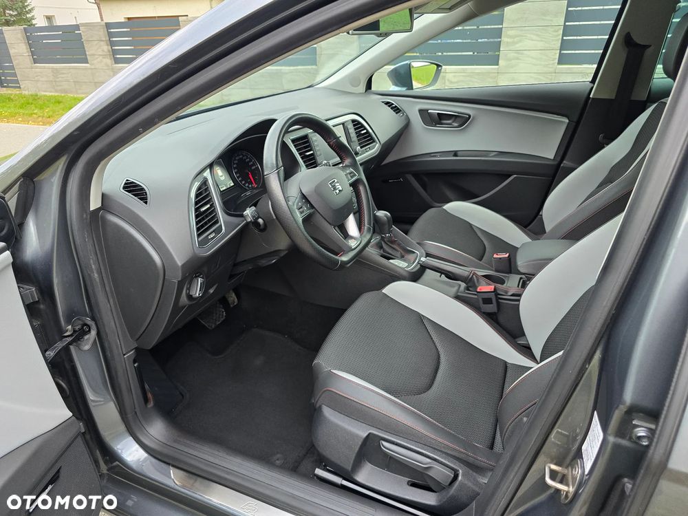 Seat Leon 2.0 TDI DPF Start&Stop DSG FR - 24