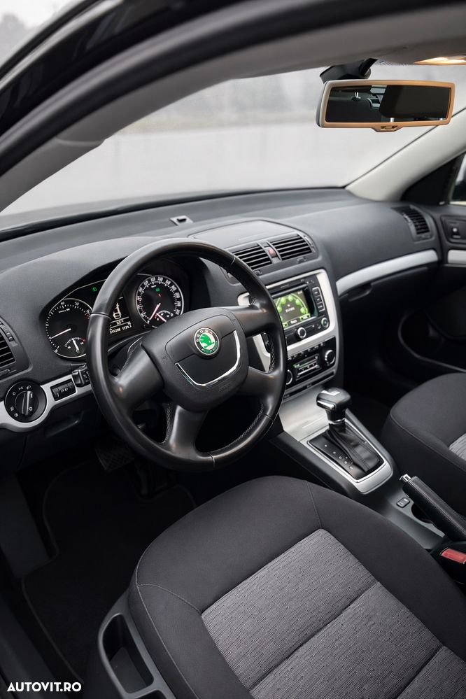 Skoda Octavia 1.2 TSI DSG FAMILY - 2