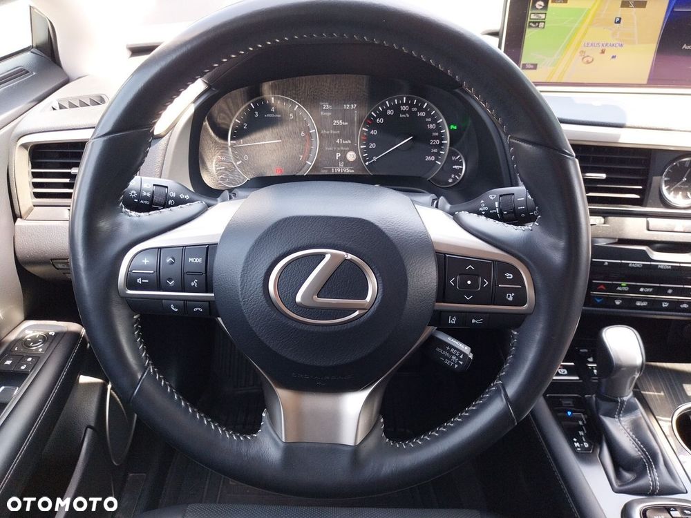 Lexus RX - 26