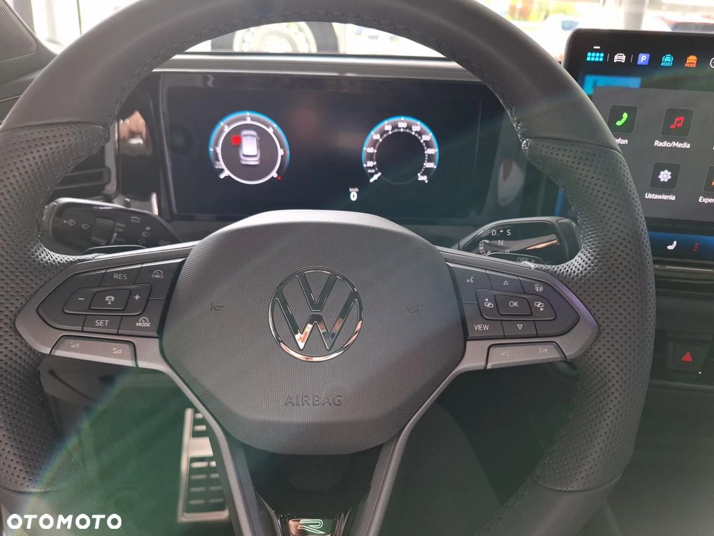 Volkswagen Tiguan - 19