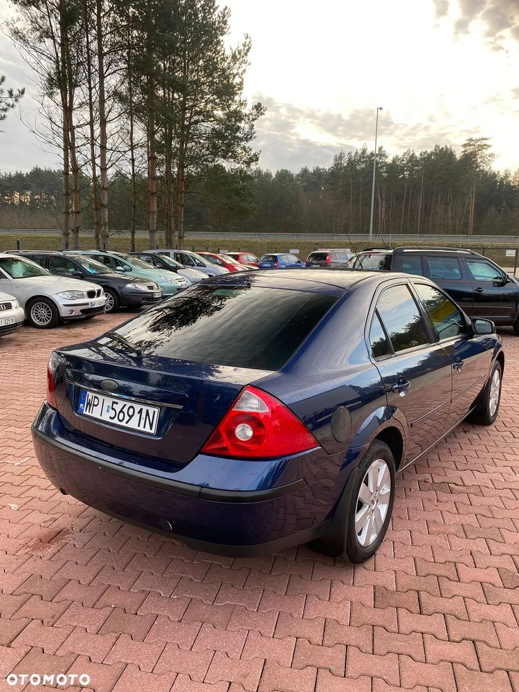 Ford Mondeo 1.8 Titanium - 5