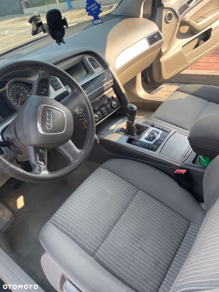 Audi A6 Avant 2.0 TDI - 15