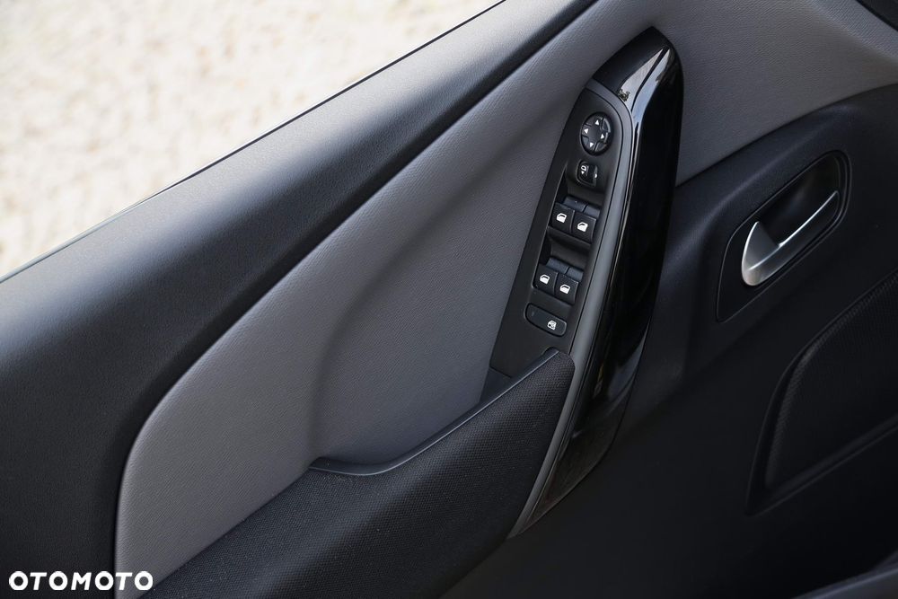 Citroën C4 Picasso 1.6 BlueHDi MoreLife S&S EAT6 - 25